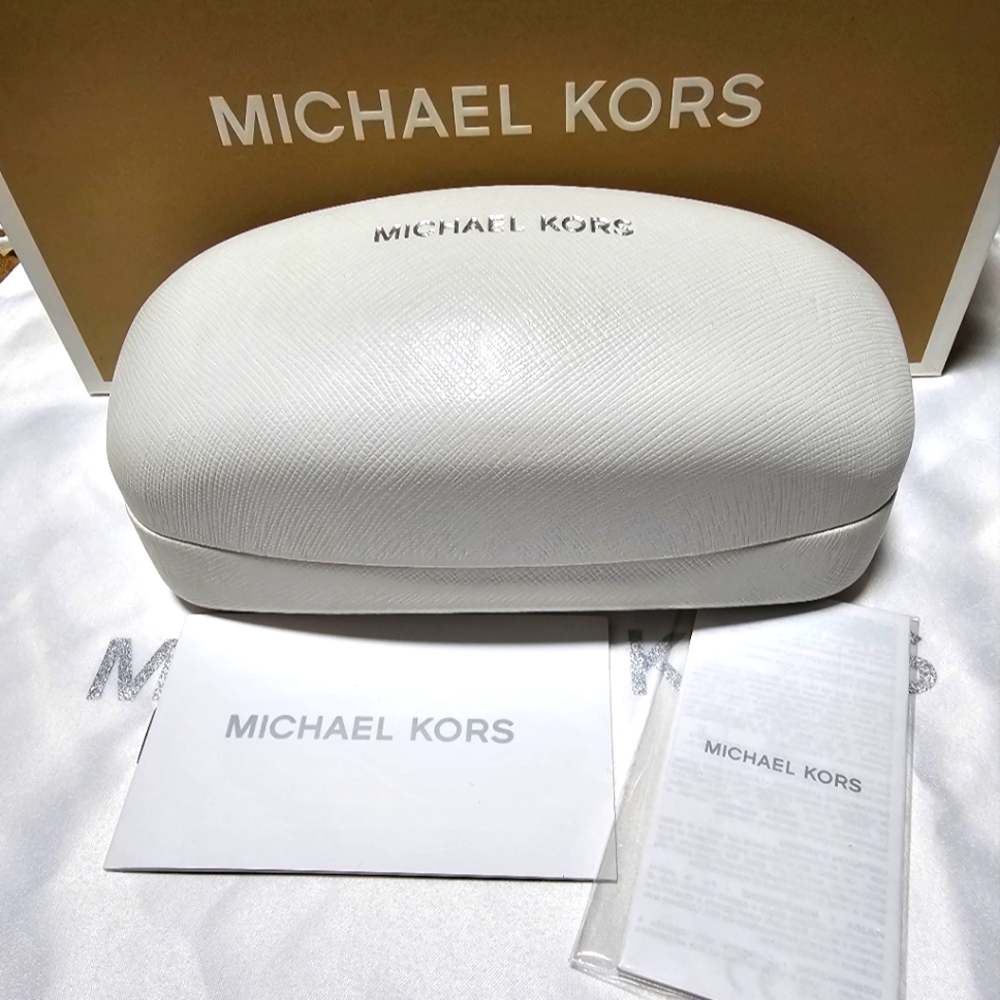🔹️EMPTY🔹️ MICHAEL Michael Kors Sunglasses Case
